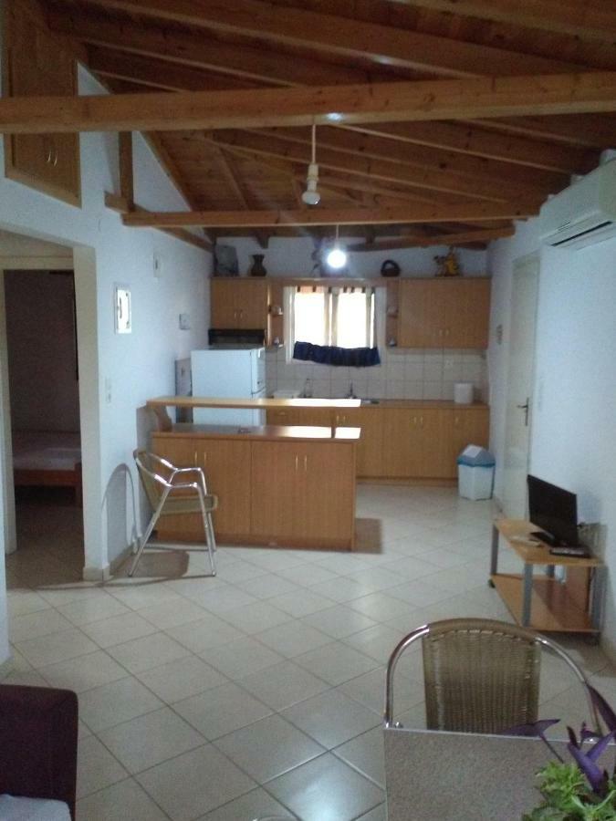 Klidonas Apartments Akrogiali Esterno foto